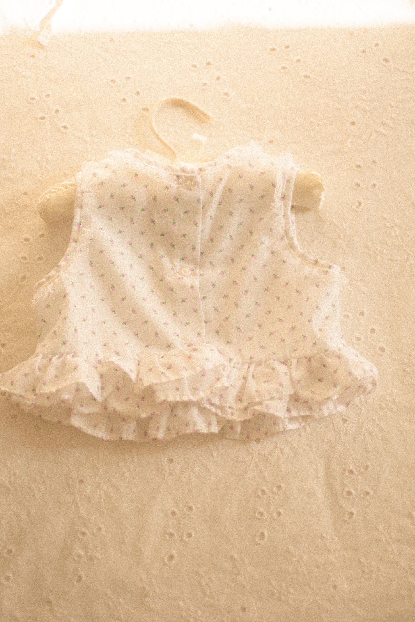 Vintage tiny ruffled floral top