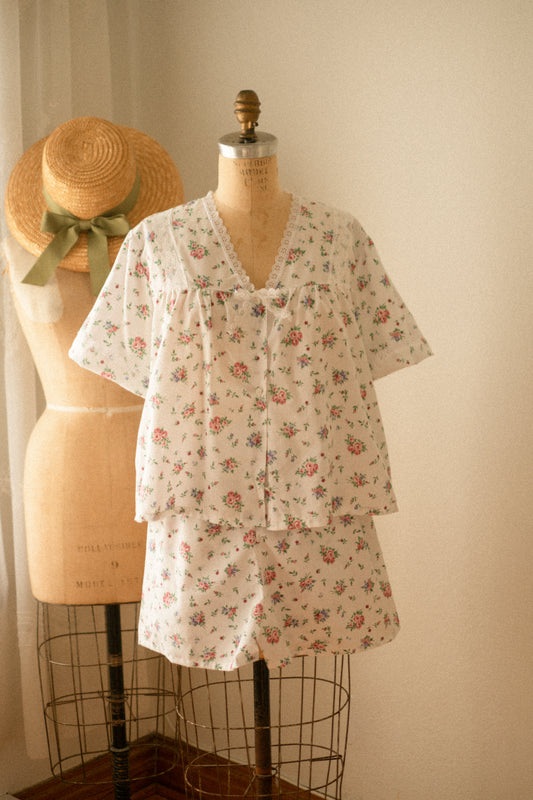 Vintage floral lacy pyjama set