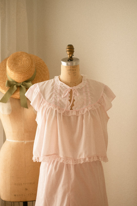Vintage pink lacy pyjama set