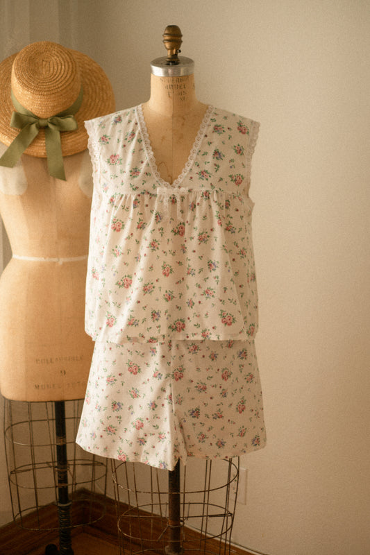Vintage floral lacy pyjama set