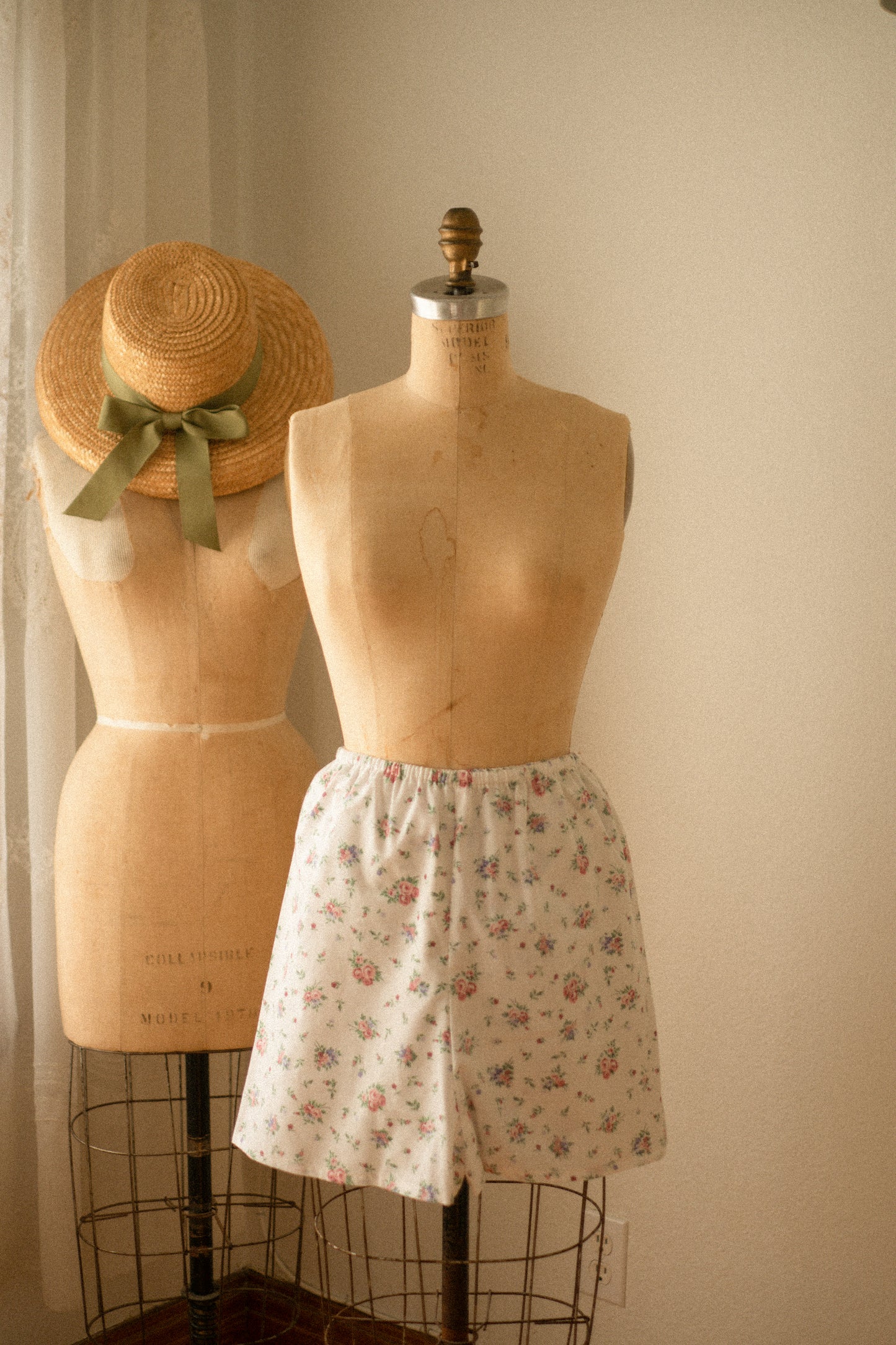 Vintage floral lacy pyjama set