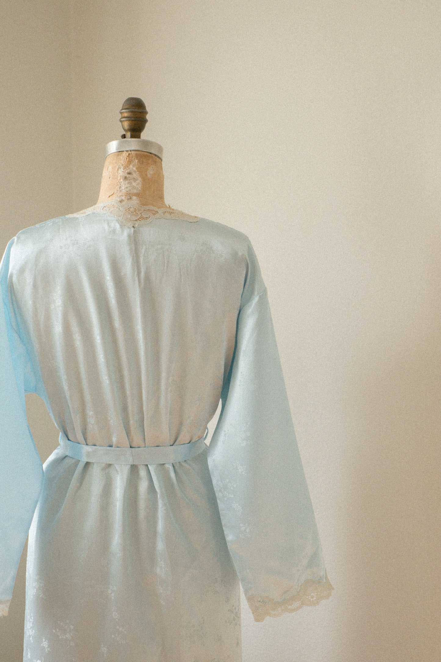 Vintage handmade baby blue satin dressing gown ♡