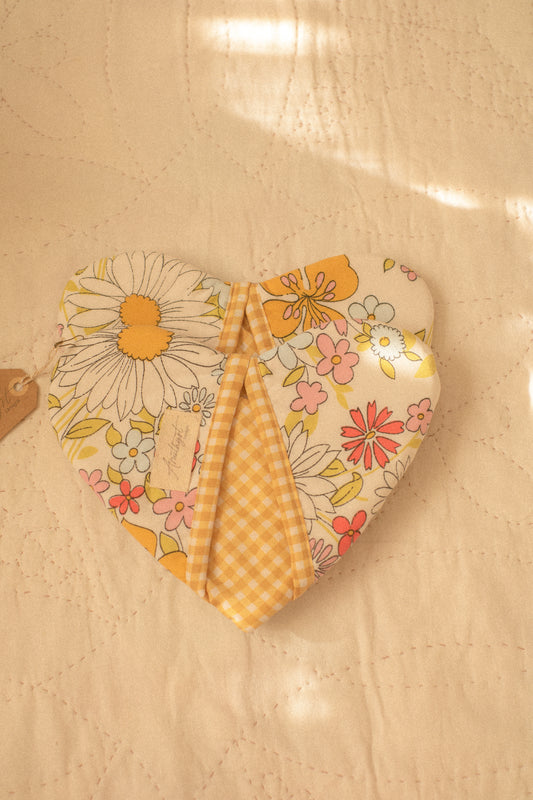 Handmade heart shaped oven mitts - picking daisies