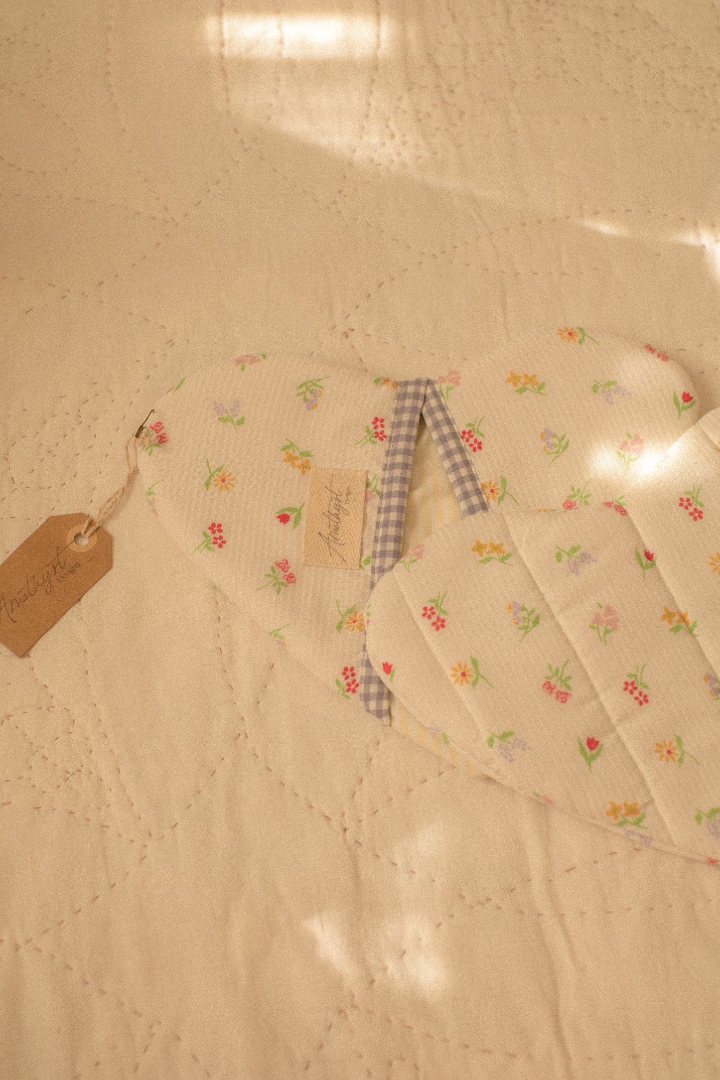 Handmade heart shaped oven mitts - violette