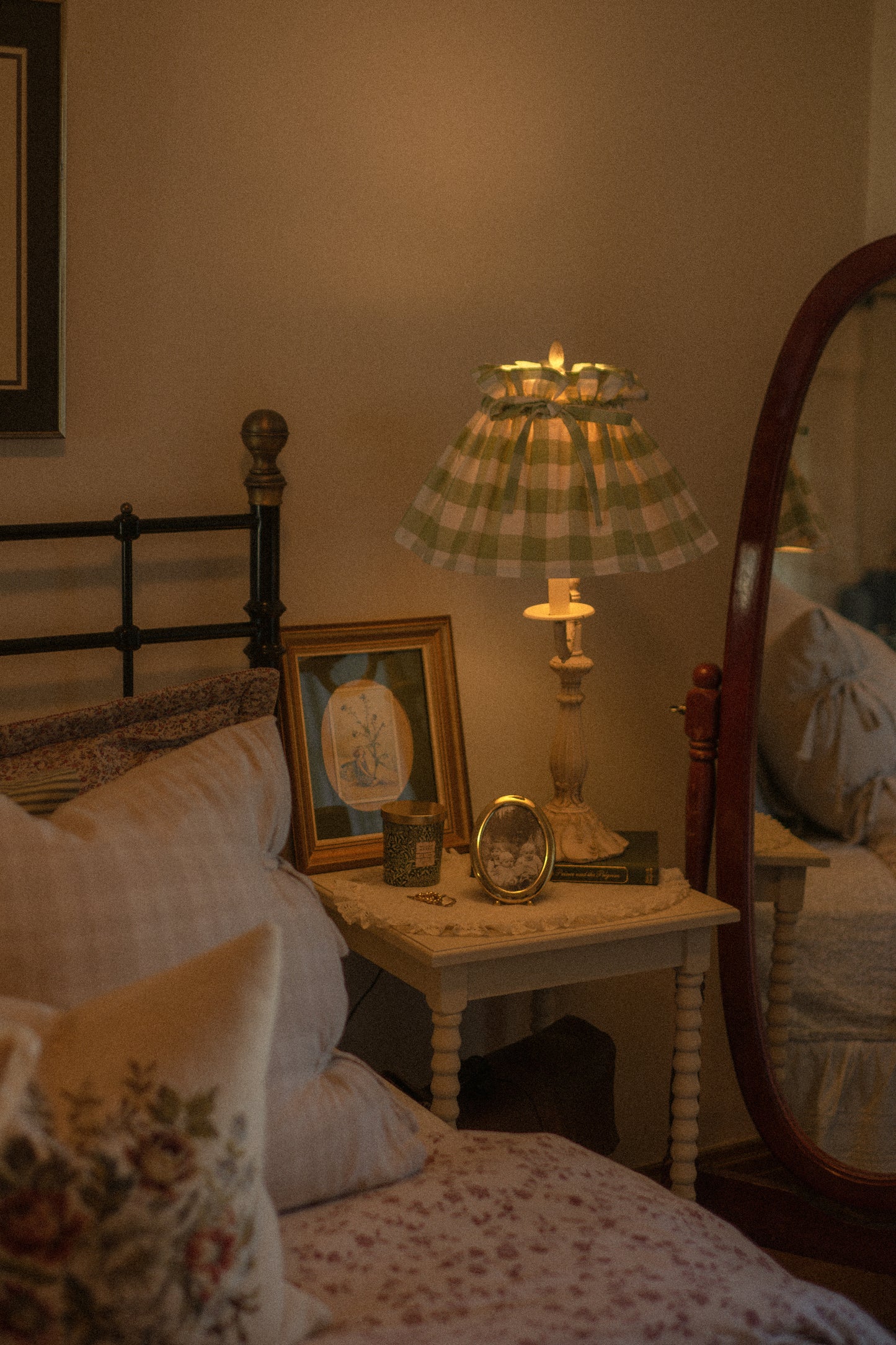 Handmade lampshade cover - Apple crisp