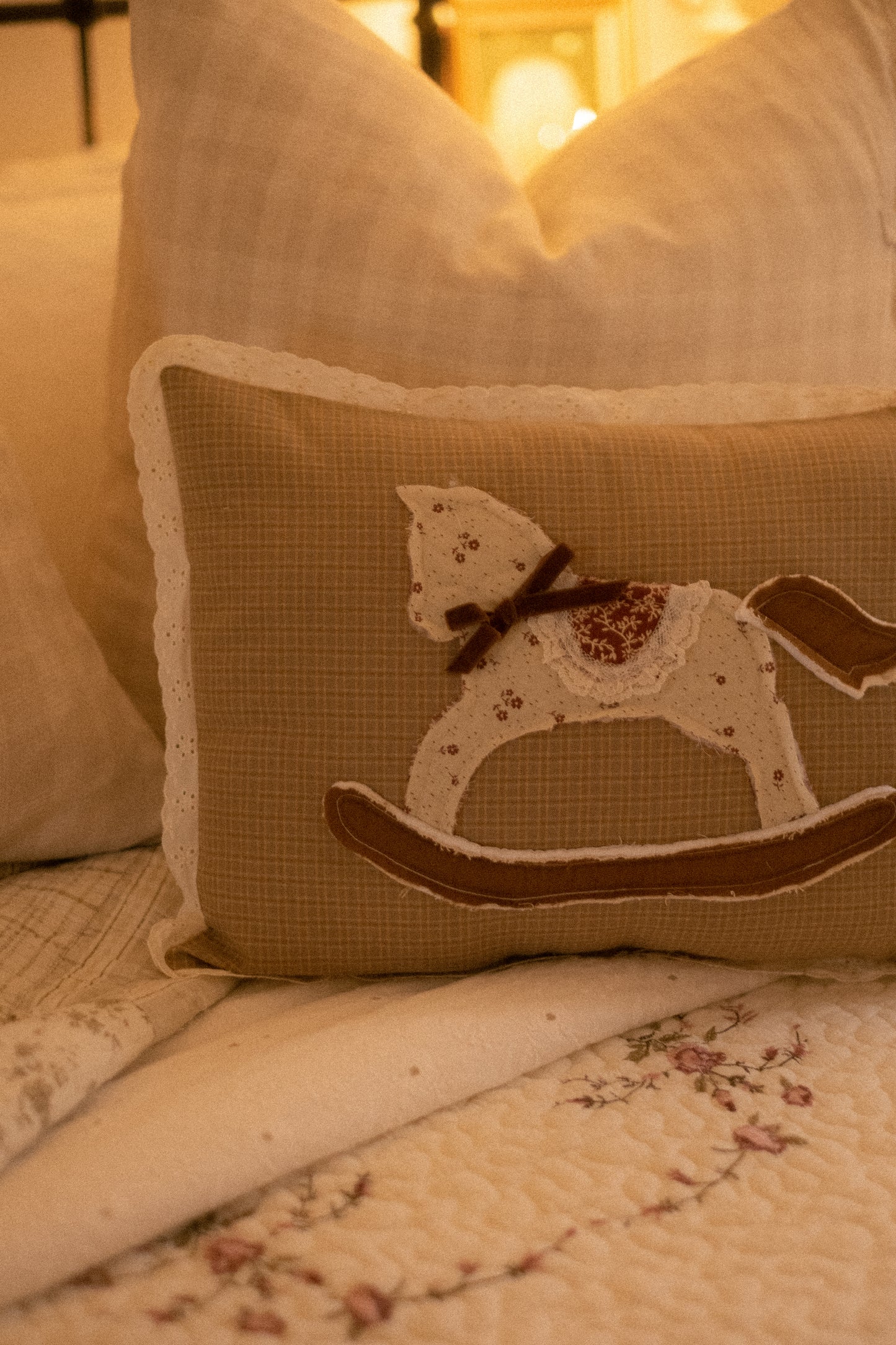 New✨ Applique rocking horse decorative pillow