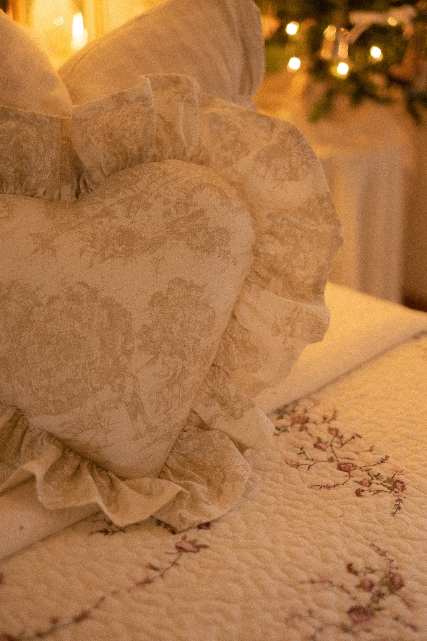 New ✨ Handmade ruffled heart pillow - Heirloom beige