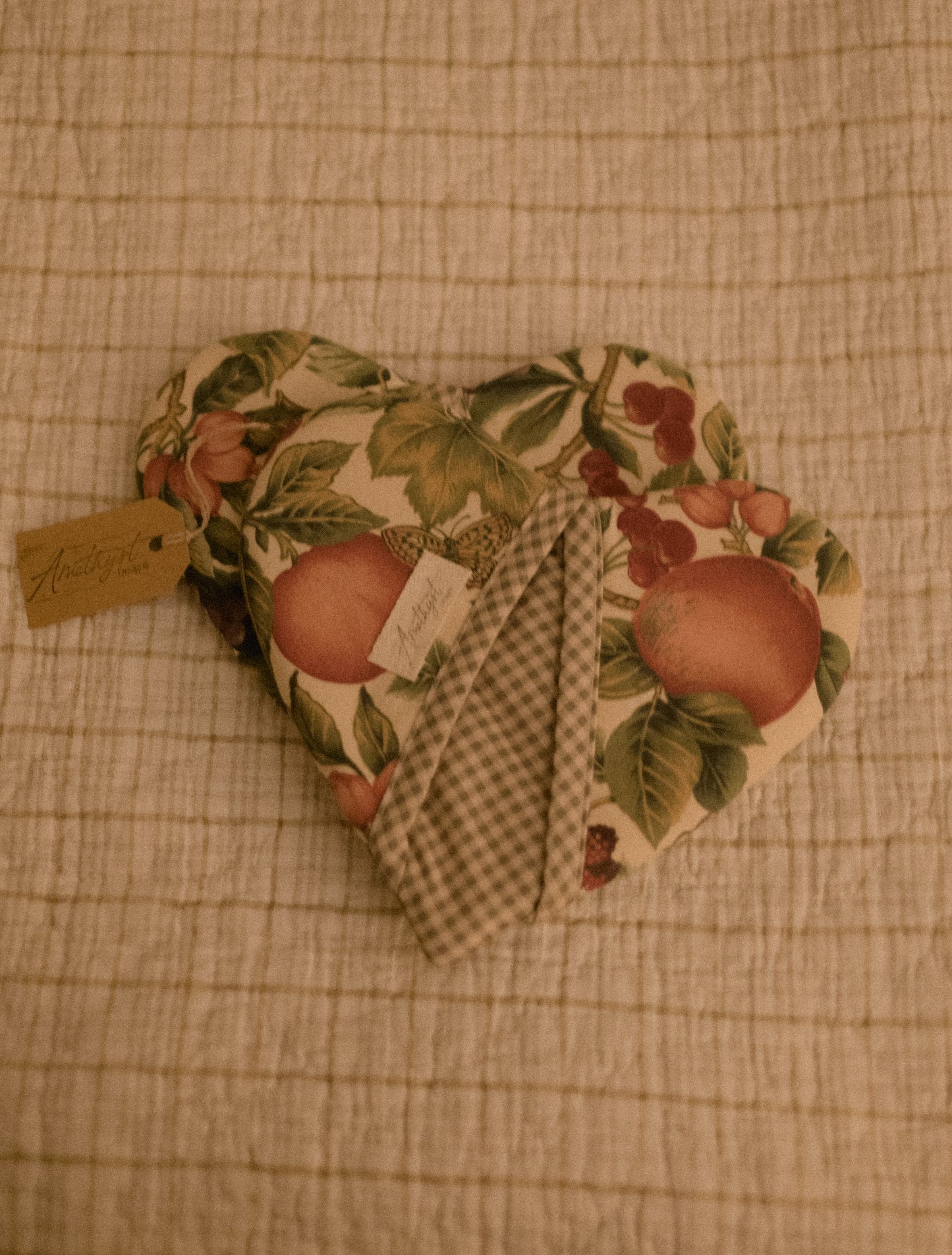 Handmade heart shaped oven mitt set - plum picking