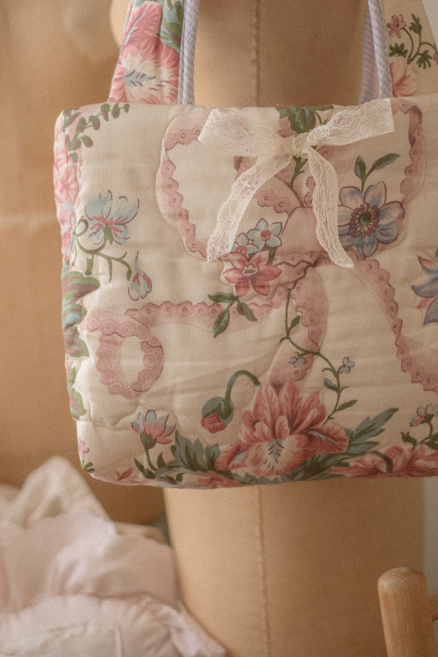 Handmade puffy quilted floral tote - Isabella