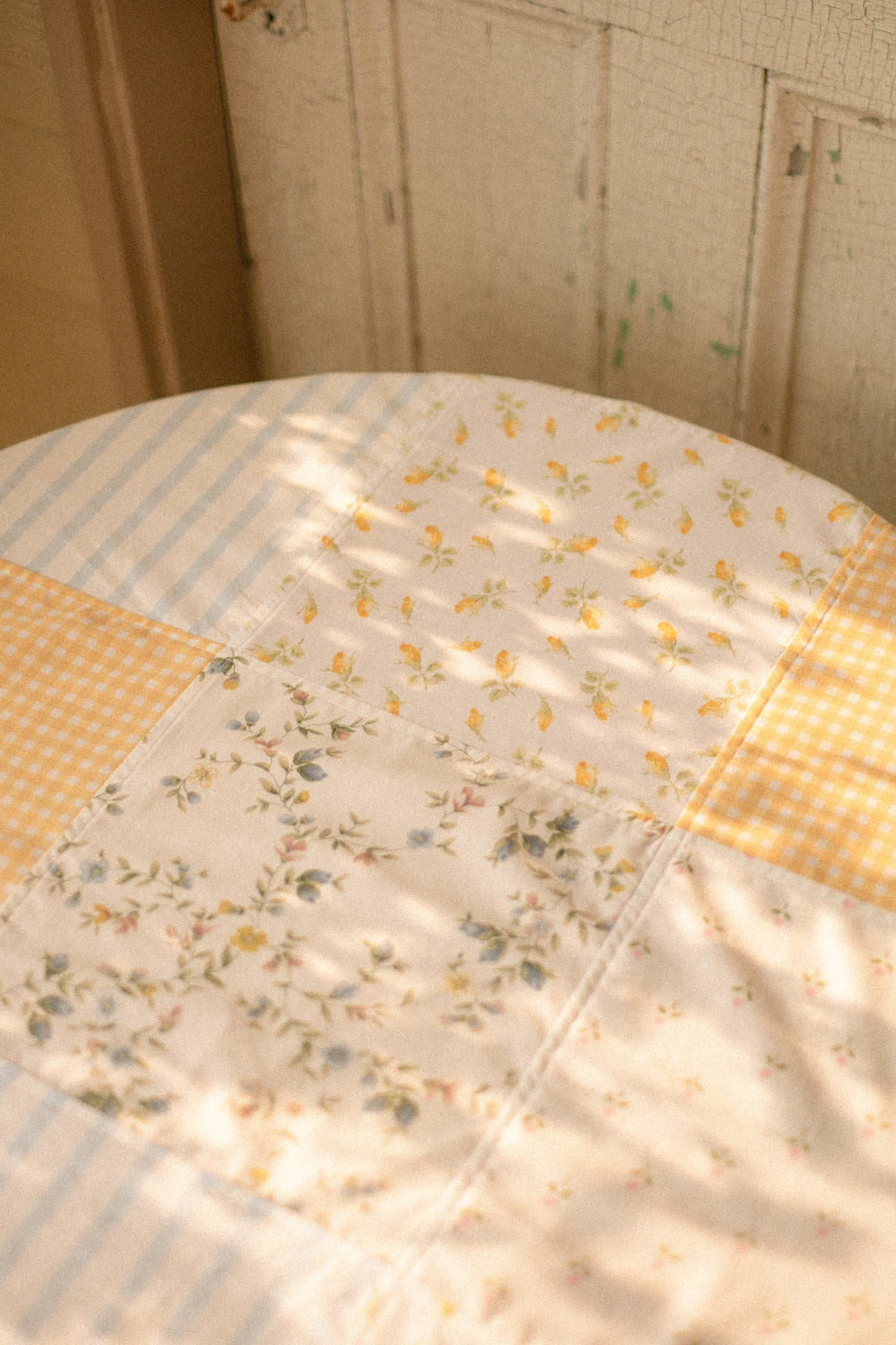 NEW✨ Patchwork table cloth - Golden hour ✨