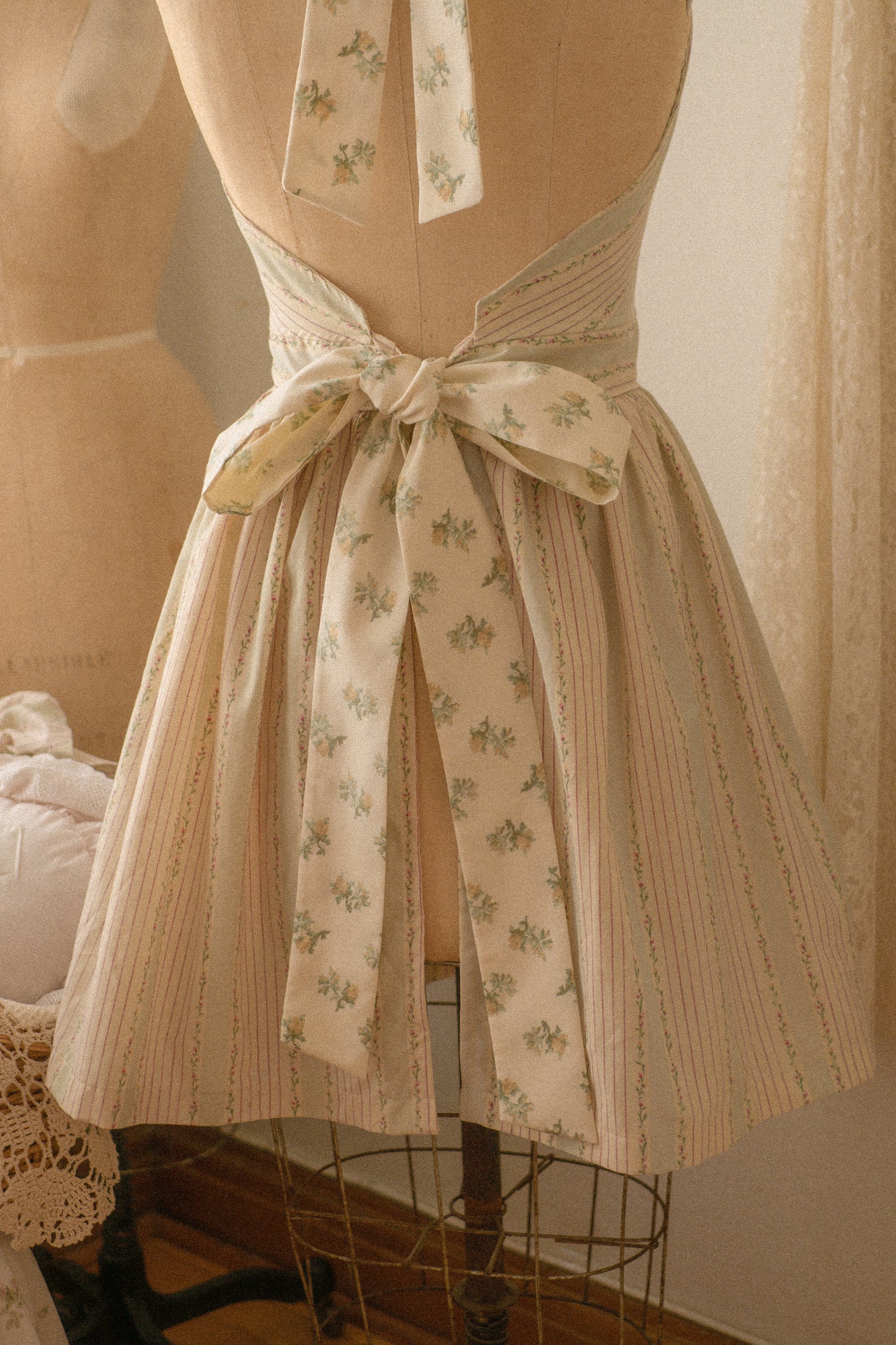 Handmade vintage inspired apron - Eloise