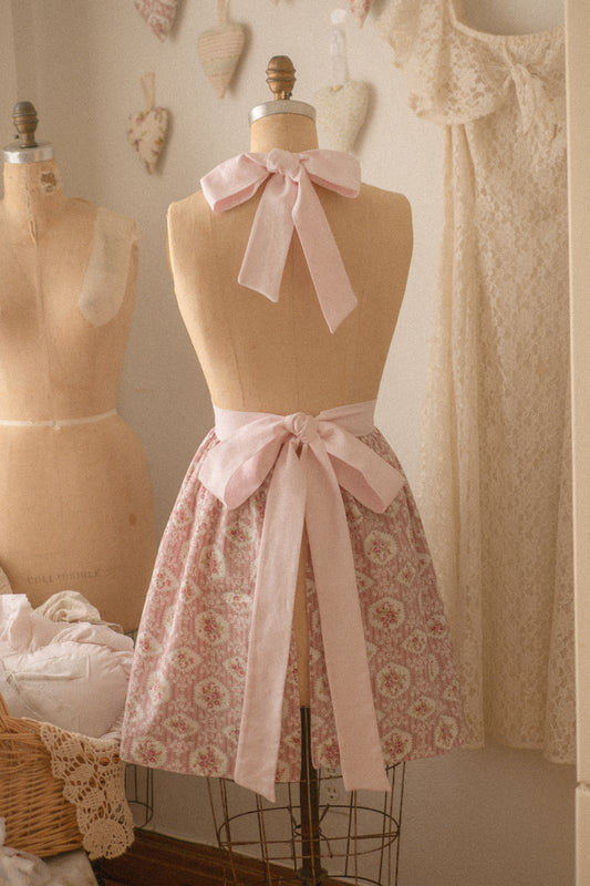 Handmade vintage inspired apron - Clara