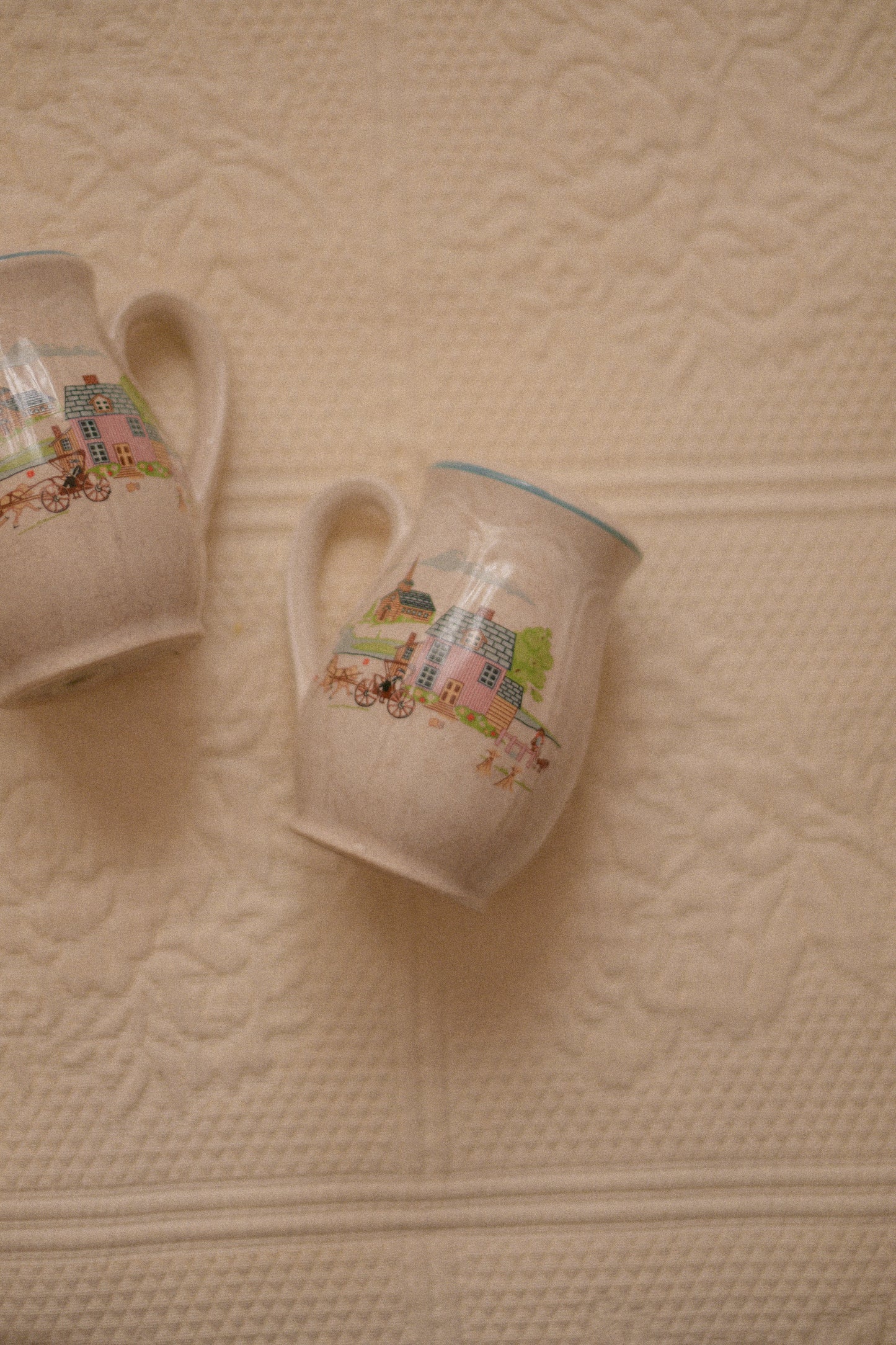 Vintage little cottage salt & pepper shaker set