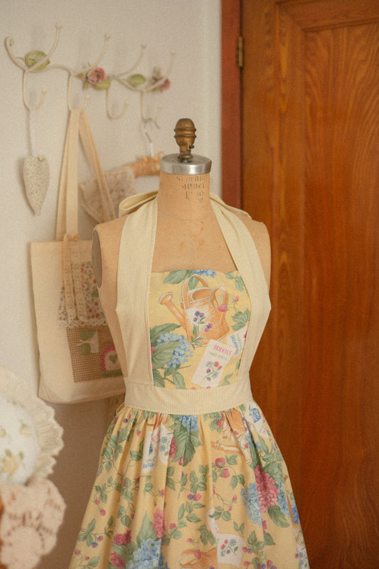 Handmade vintage inspired apron - Spring Garden