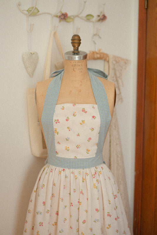 Handmade vintage inspired apron - Spring Picnic