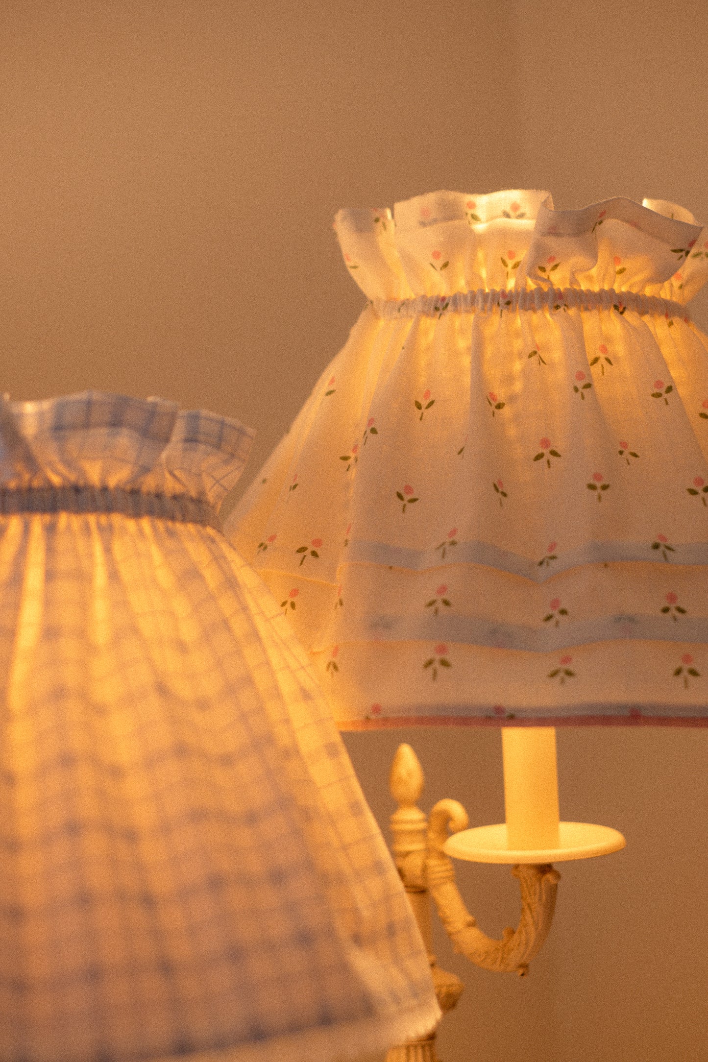 Handmade lampshade cover - Pink Tulip