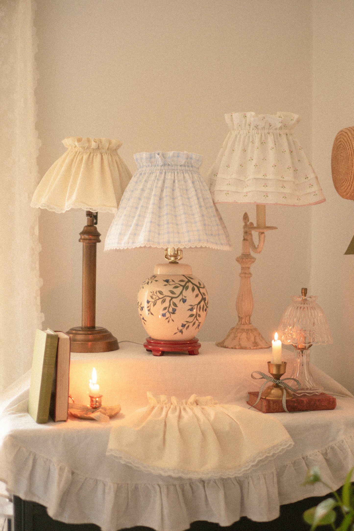 Handmade lampshade cover - Pink Tulip