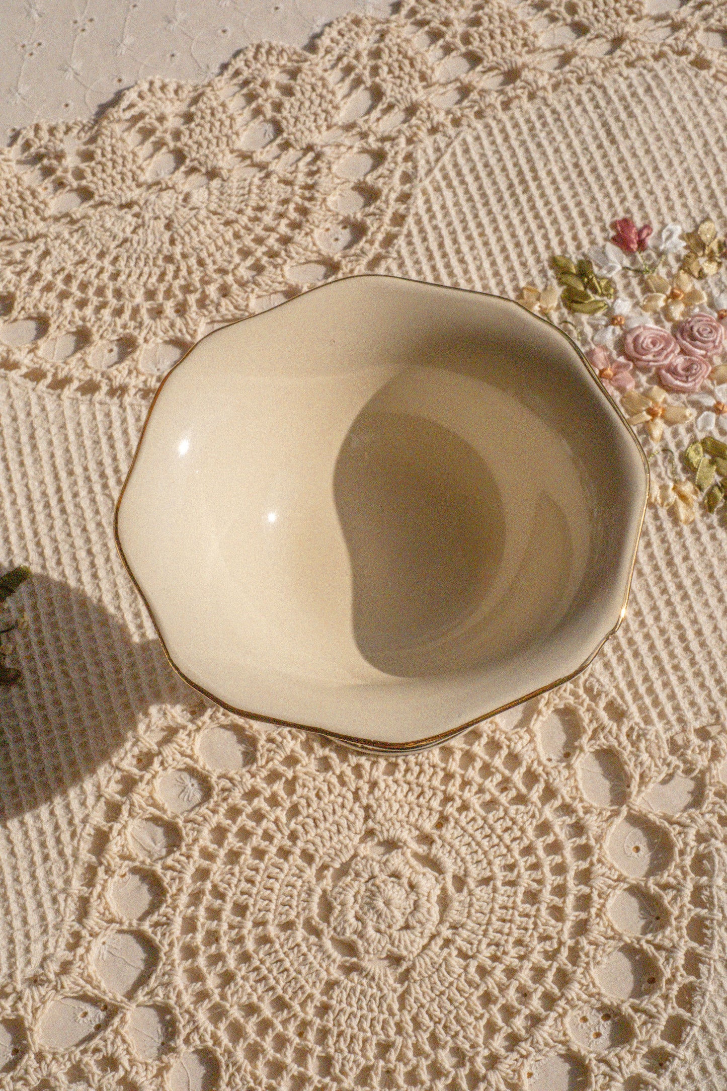 Vintage pedestal bow trinket dish