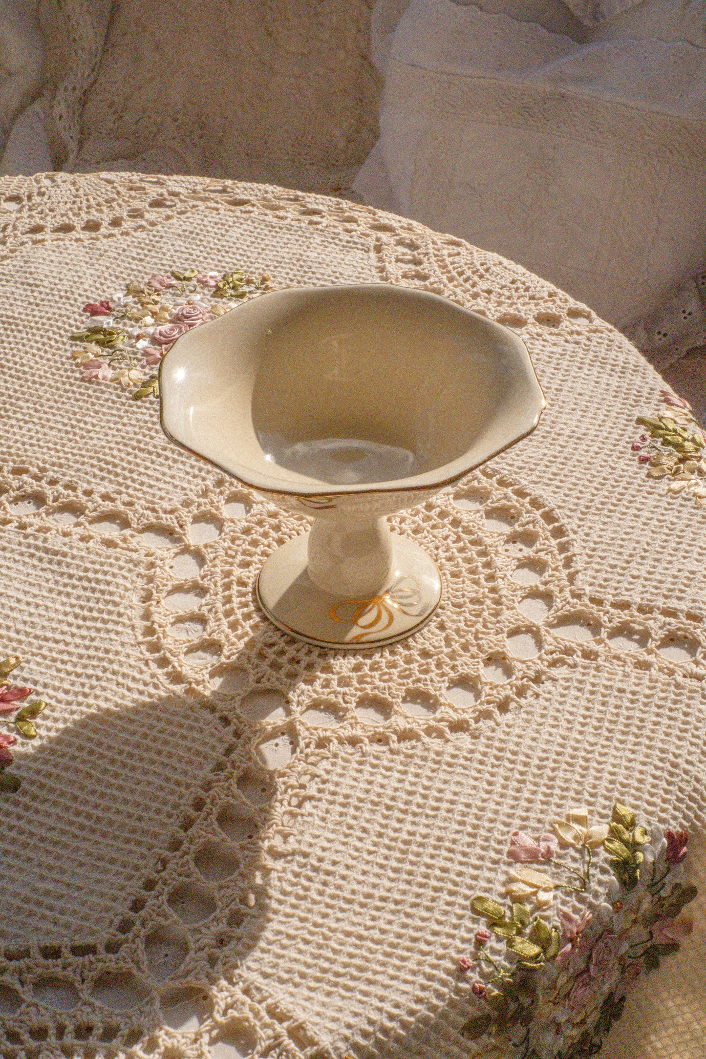 Vintage pedestal bow trinket dish