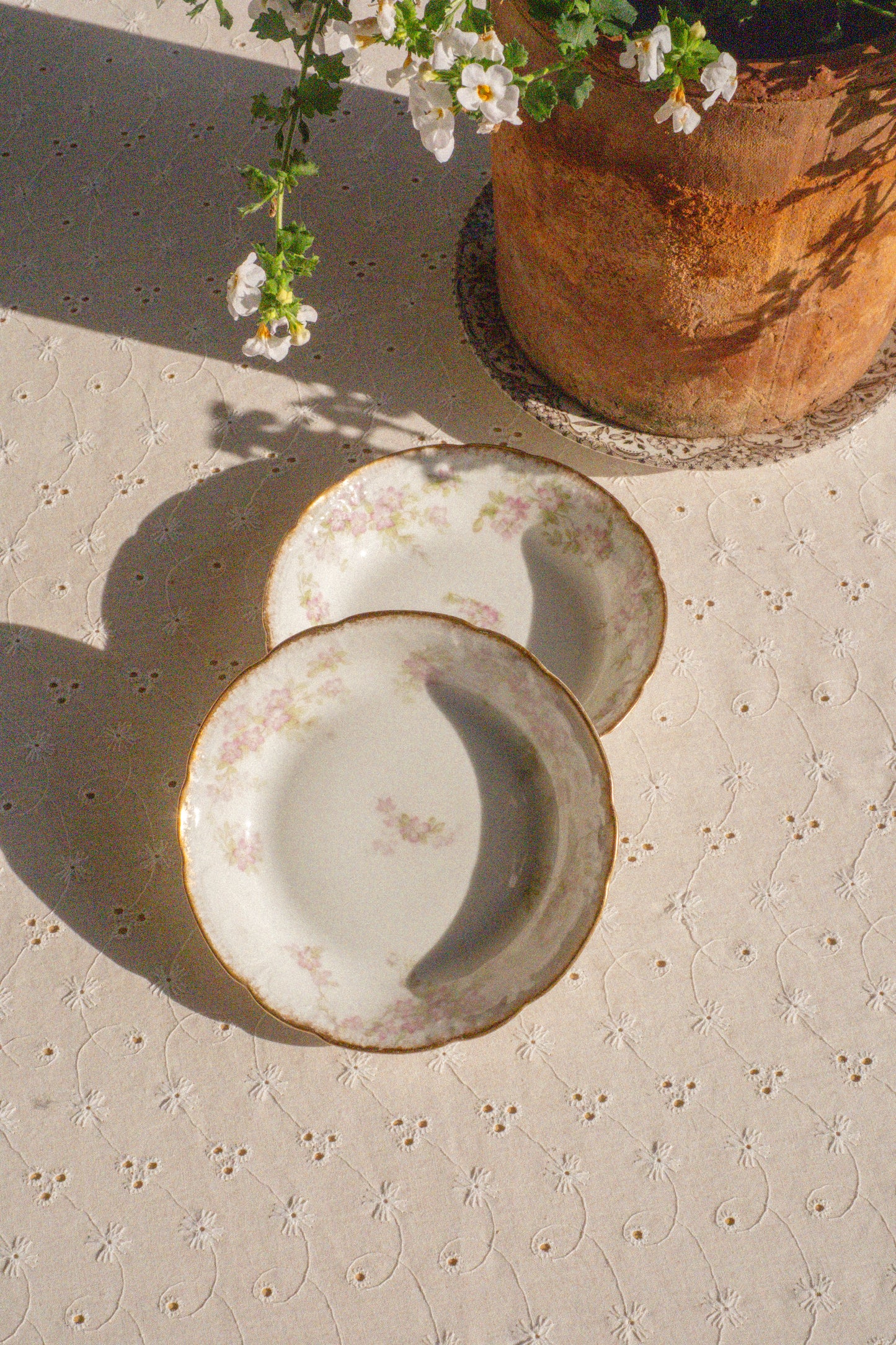Pair of mini ornate trinket dishes