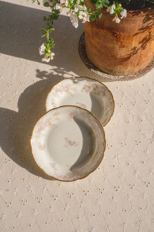 Pair of mini ornate trinket dishes