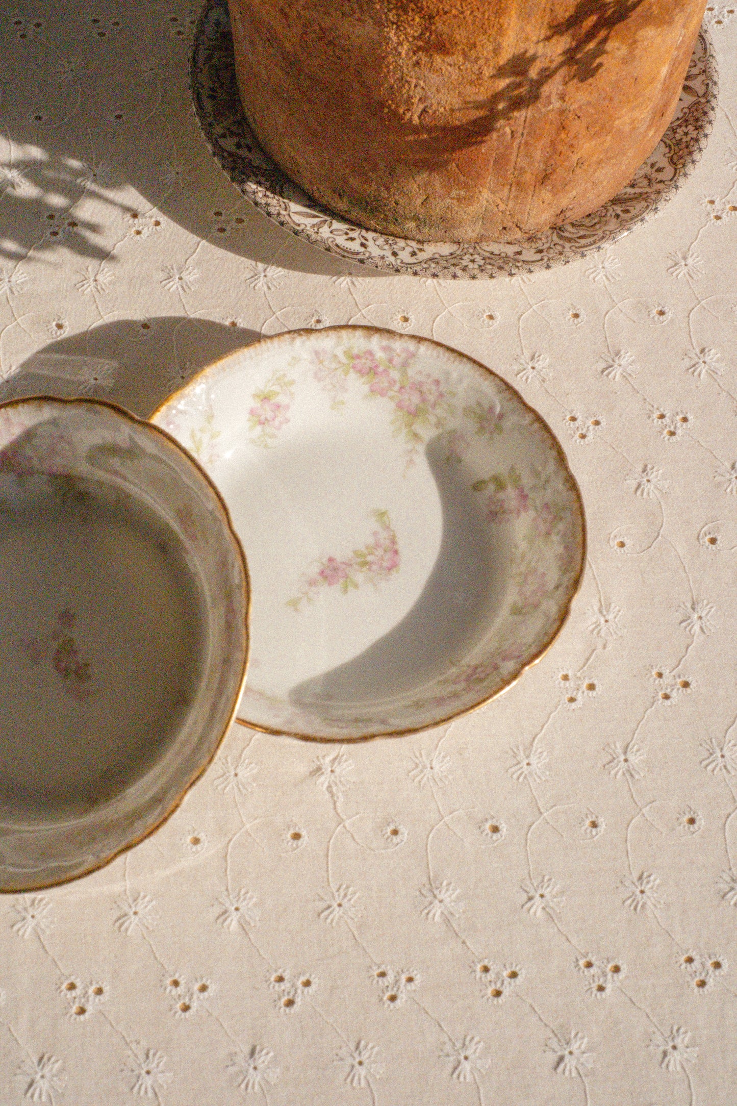 Pair of mini ornate trinket dishes