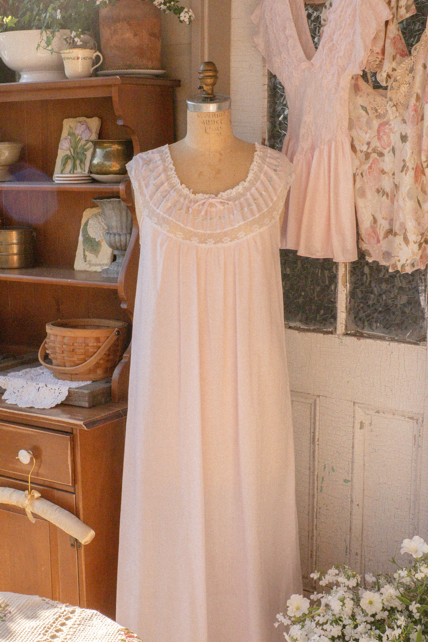 Vintage embroidered pink sleep dress