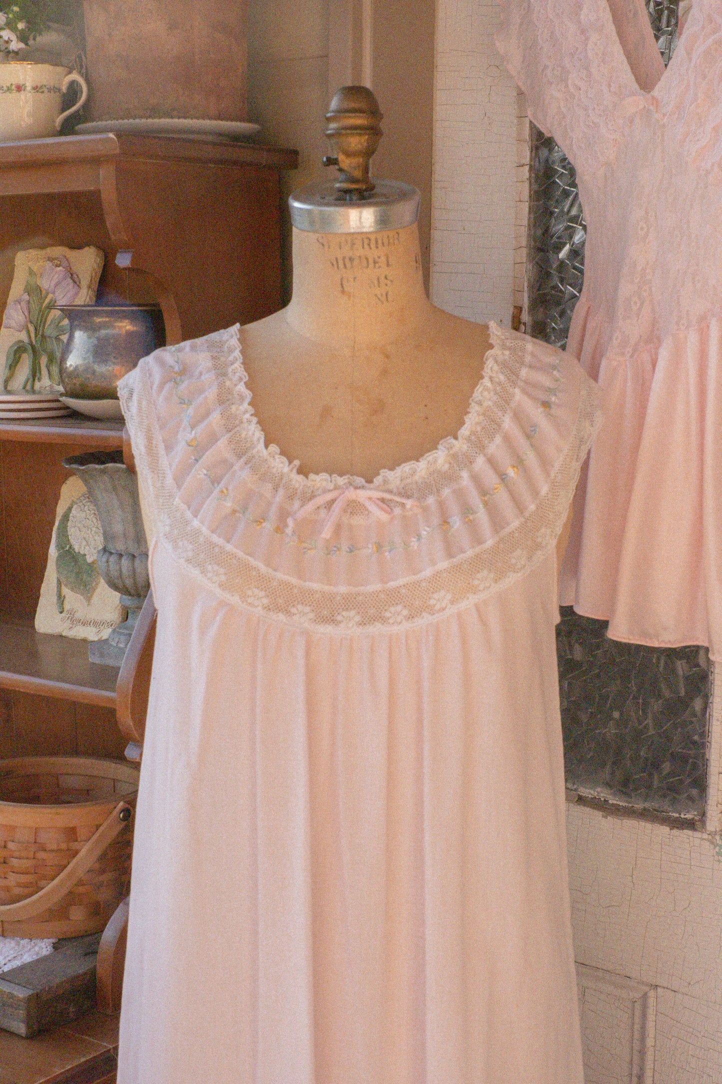 Vintage embroidered pink sleep dress