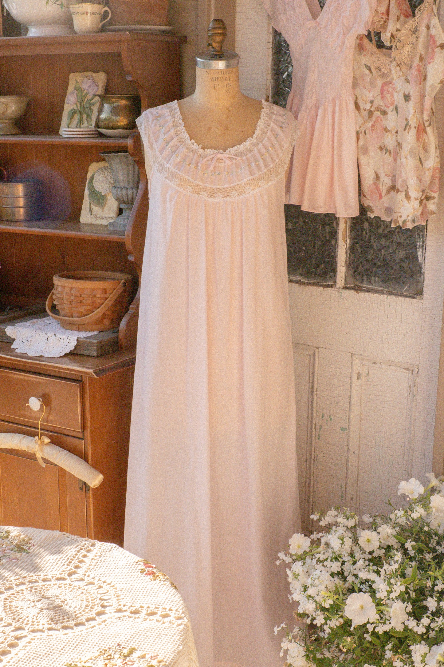 Vintage embroidered pink sleep dress