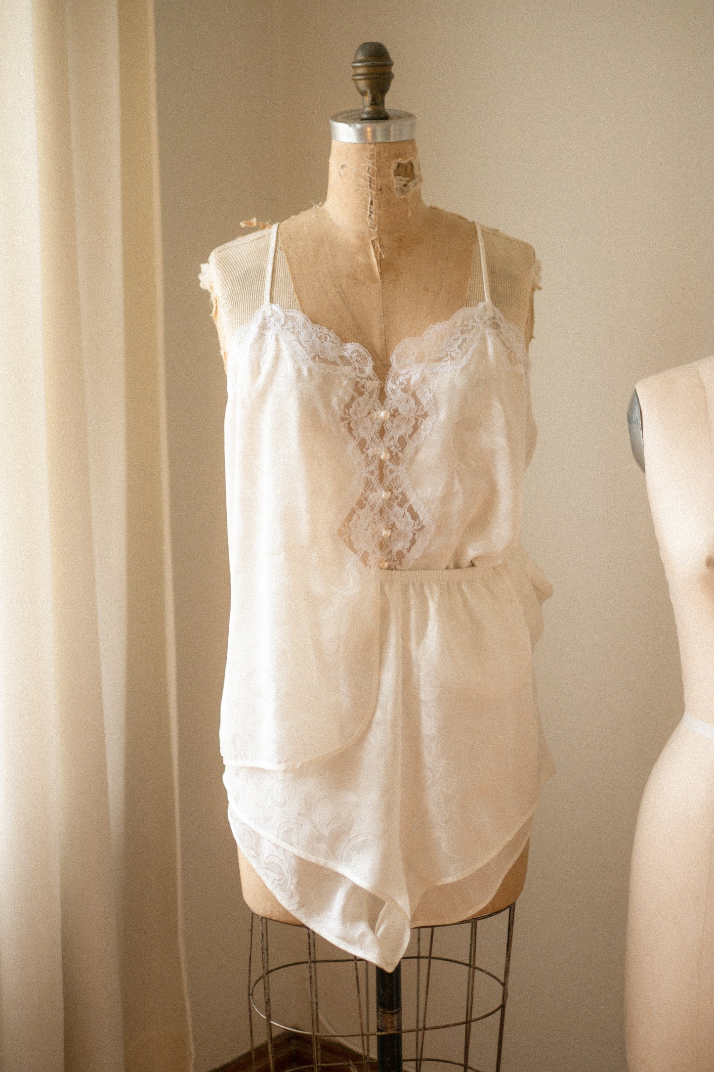 Vintage satin lace & pearl sleep set