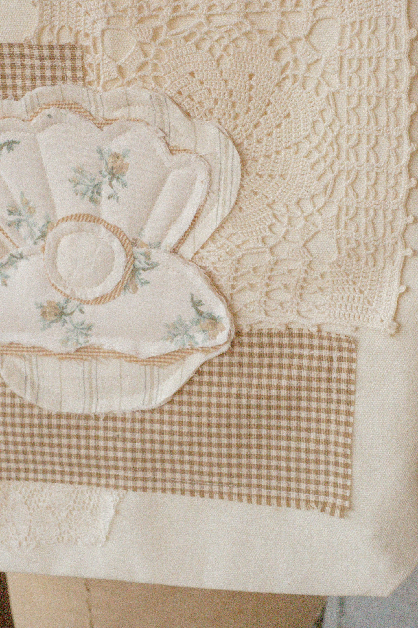 Handmade seashell appliqué tote