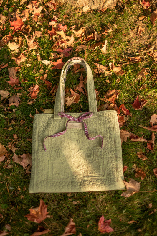 Handmade quilted mini tote bag - Mary Jane