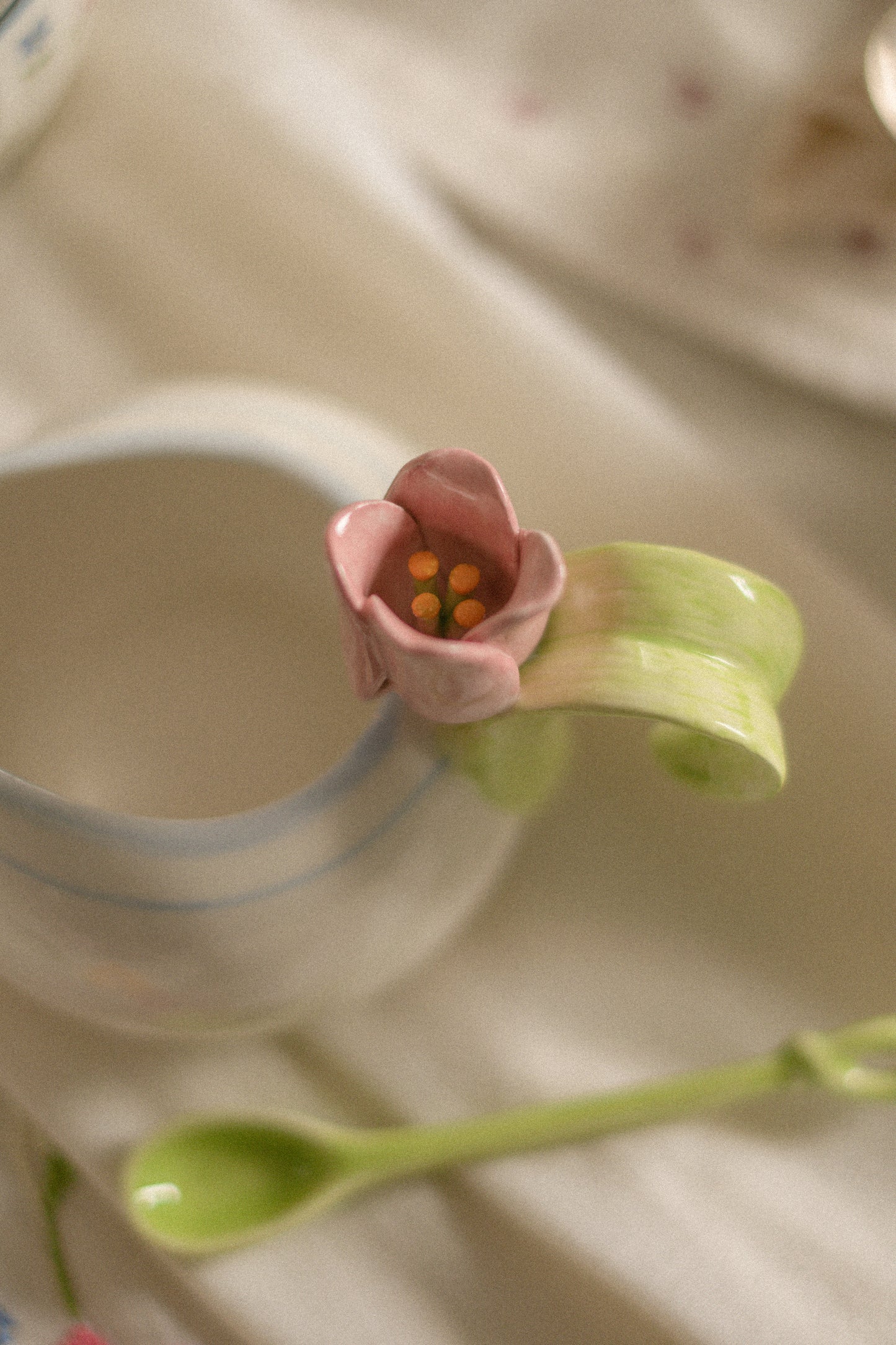 Vintage ceramic tulip creamer dish