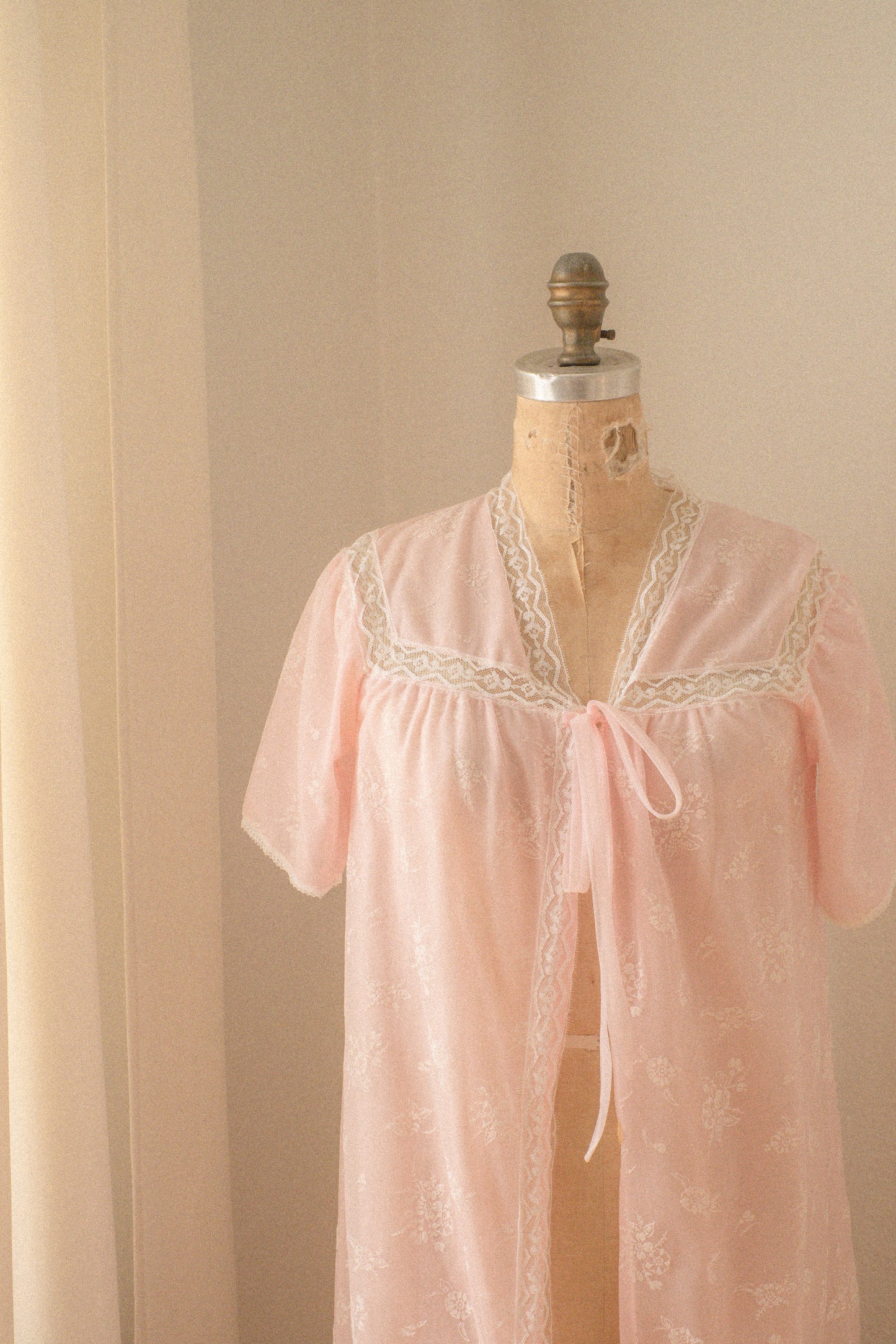 Vintage baby pink lacey duster