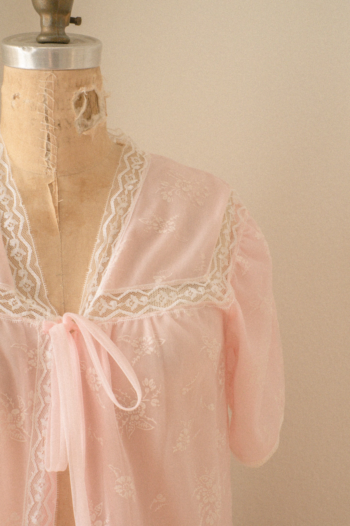 Vintage baby pink lacey duster