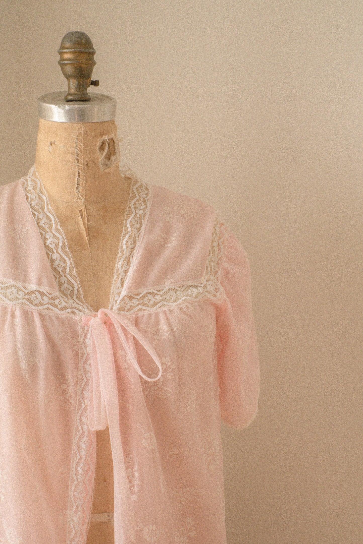 Vintage baby pink lacey duster