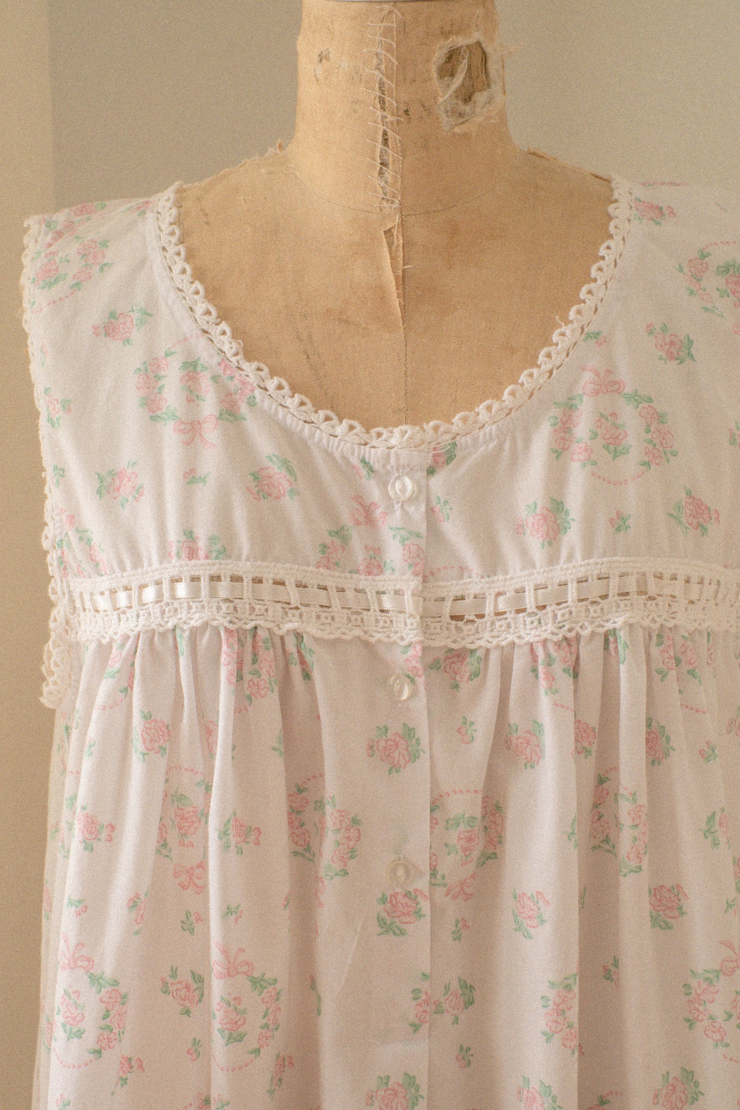 Vintage dainty cotton sleep dress