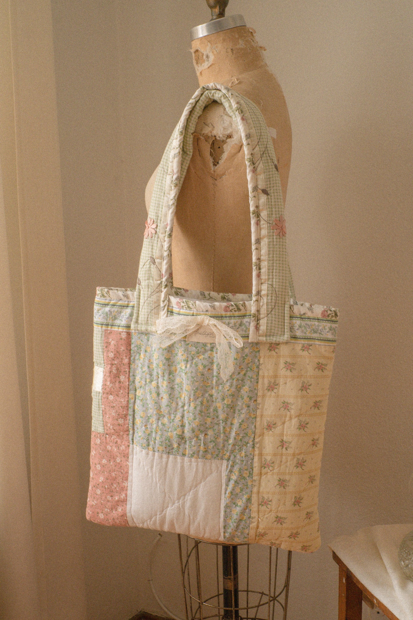 Handmade quilted mini tote bag - cottage