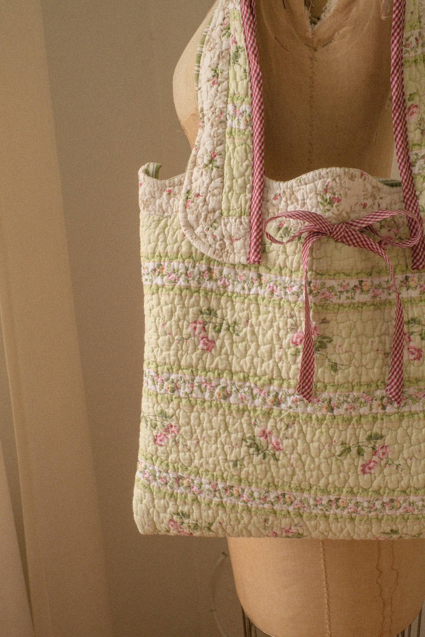 Handmade quilted mini tote bag - bonbon