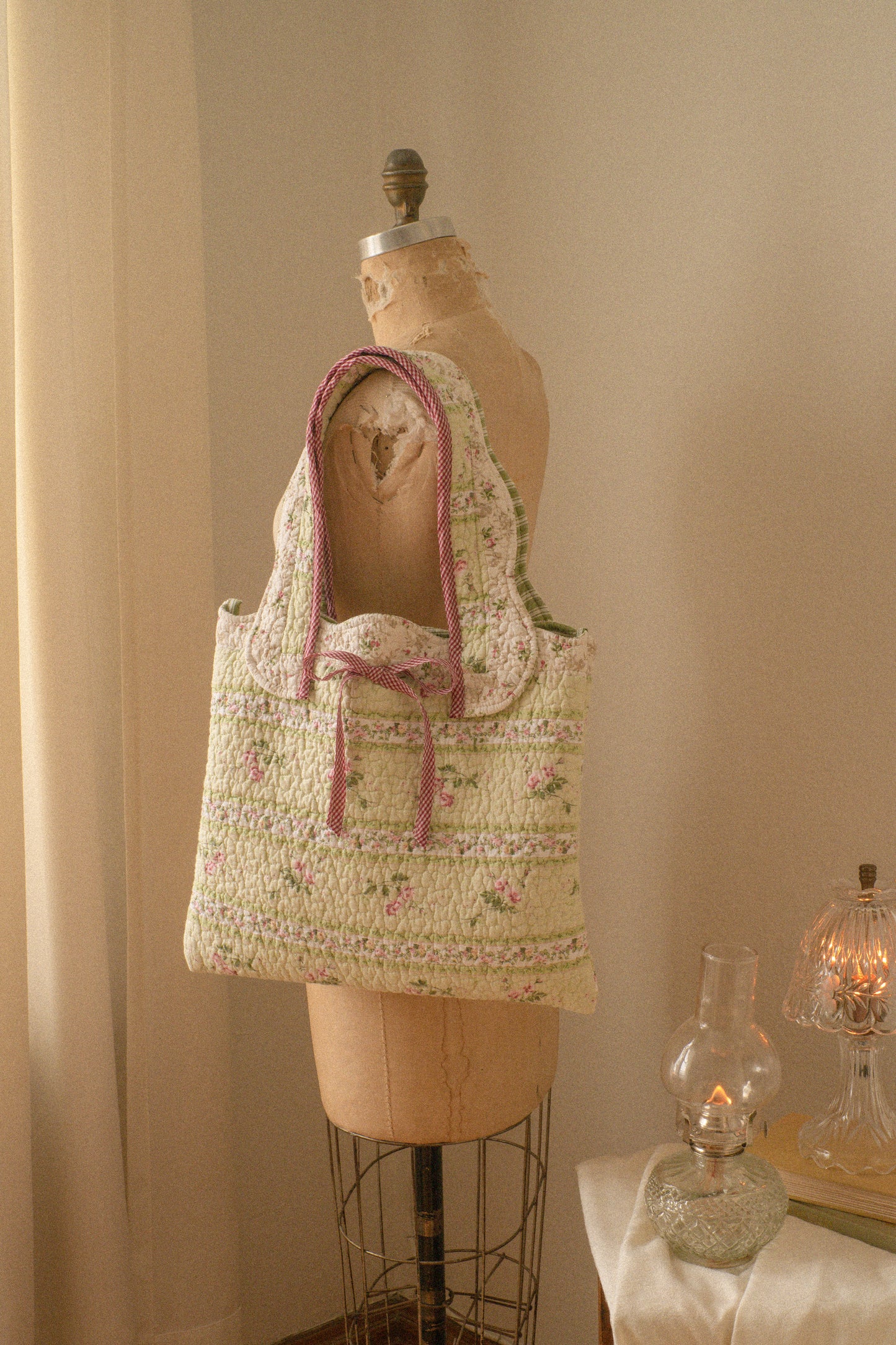 Handmade quilted mini tote bag - bonbon