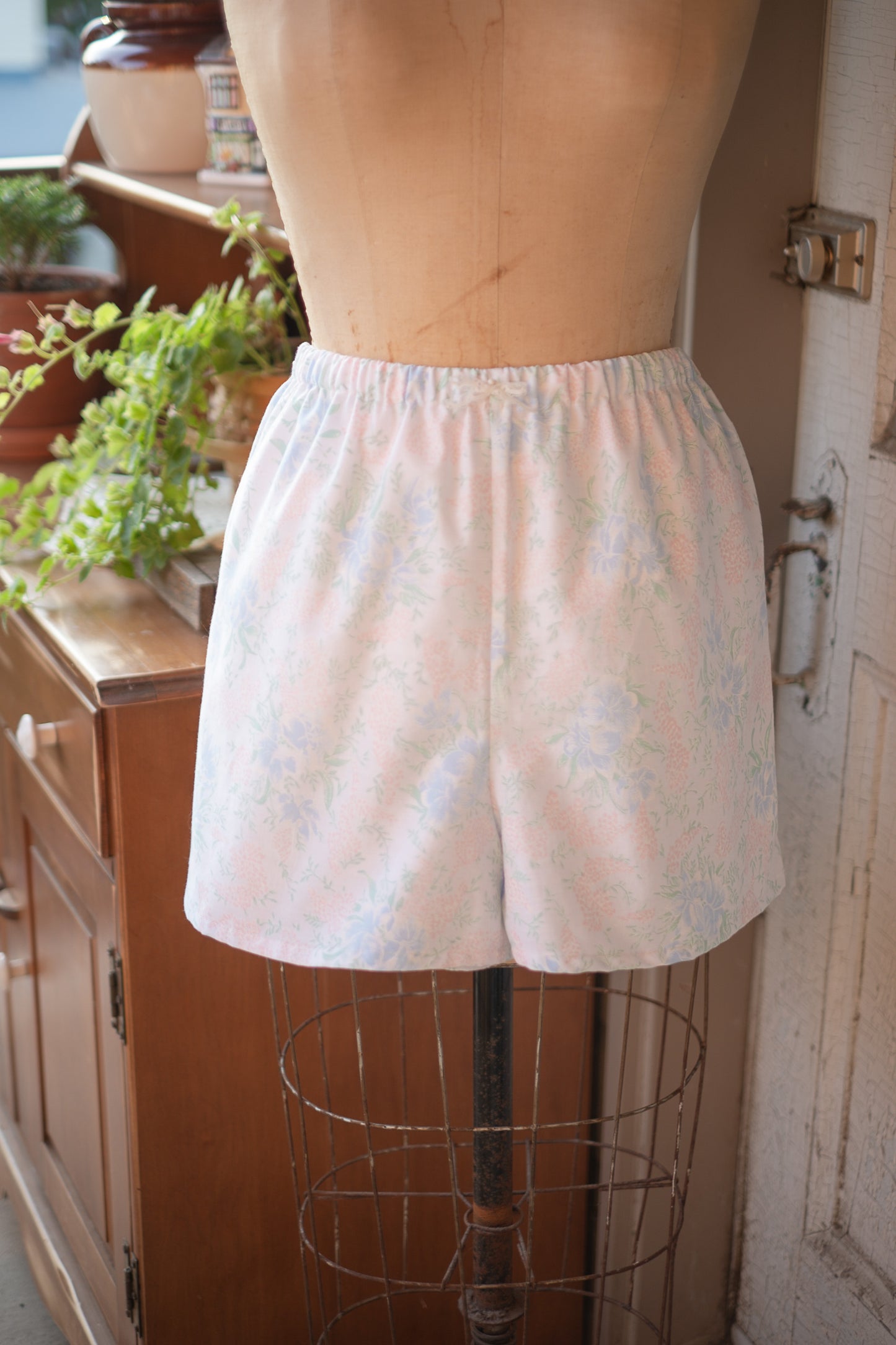 Vintage embroidered floral pyjama set