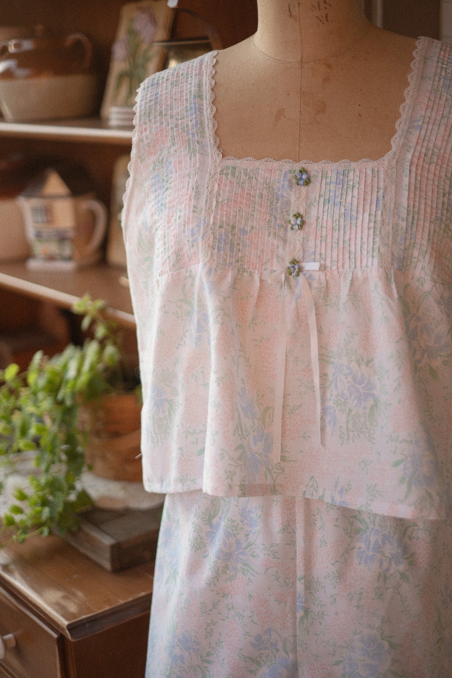 Vintage embroidered floral pyjama set