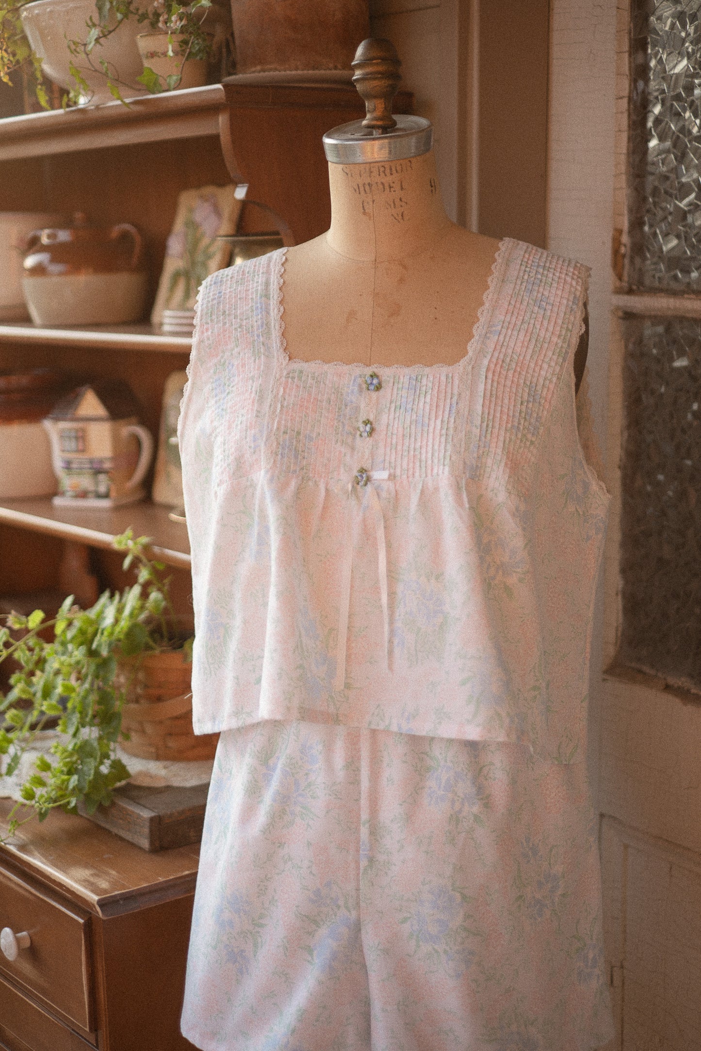 Vintage embroidered floral pyjama set