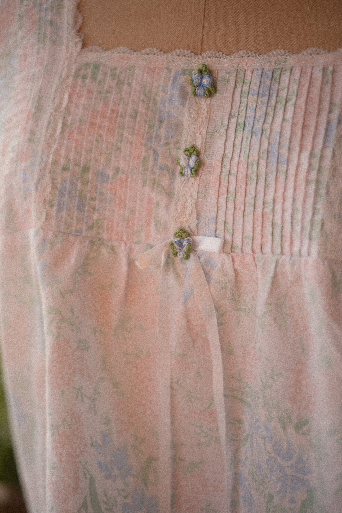 Vintage embroidered floral pyjama set