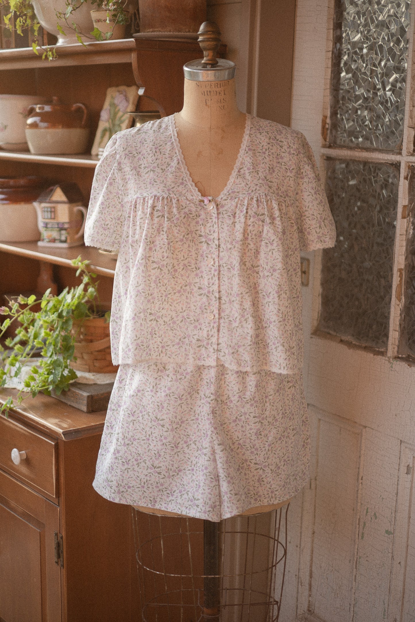 Vintage dainty floral pyjama set