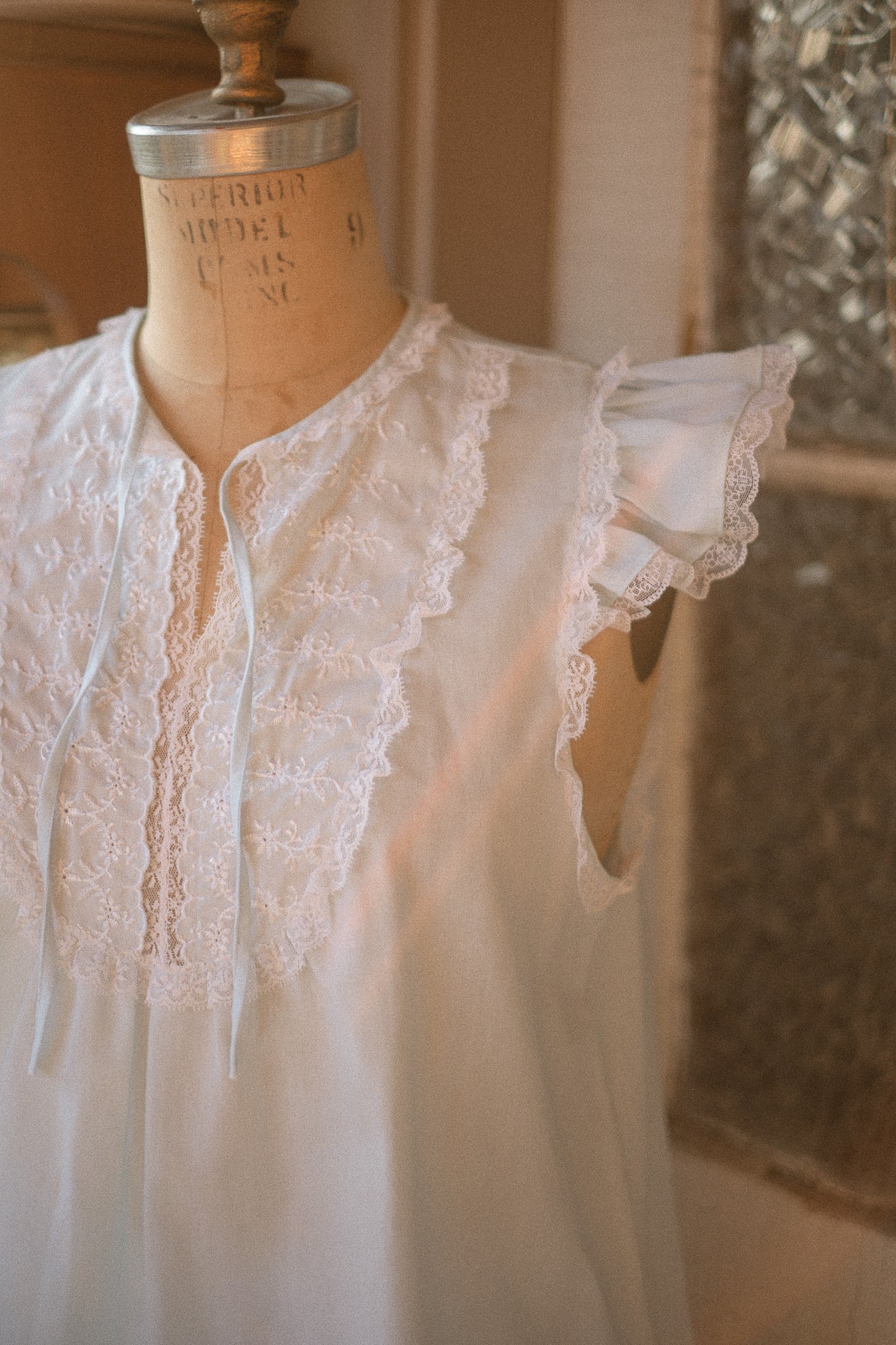 Vintage lacy blue pyjama set