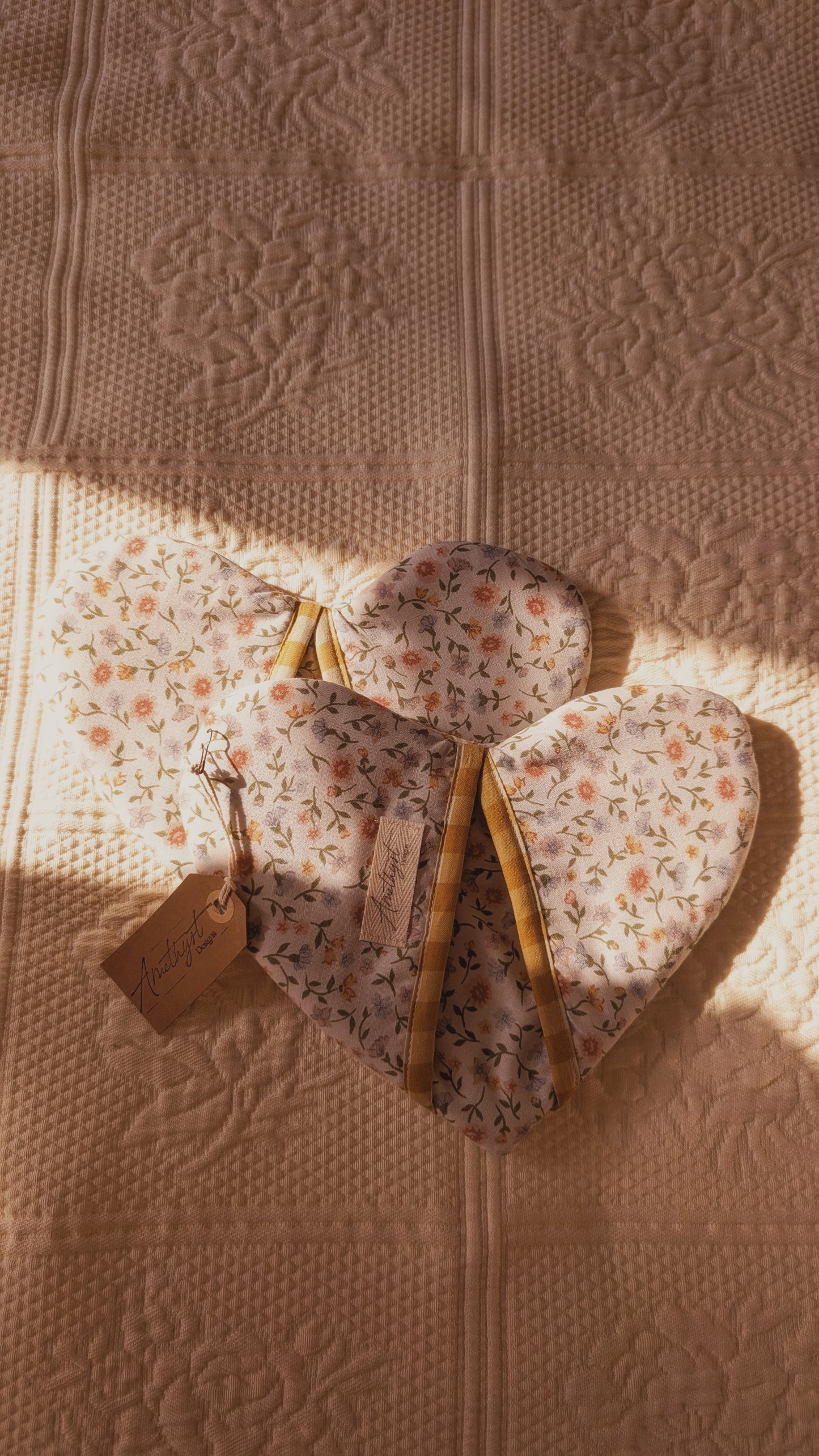 Handmade heart shaped oven mitts - vintage garden