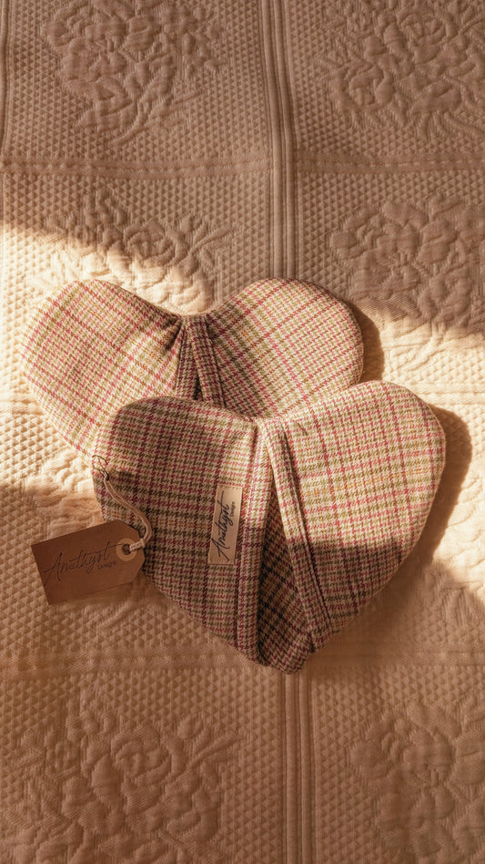 Handmade heart shaped oven mitts - pink plaid