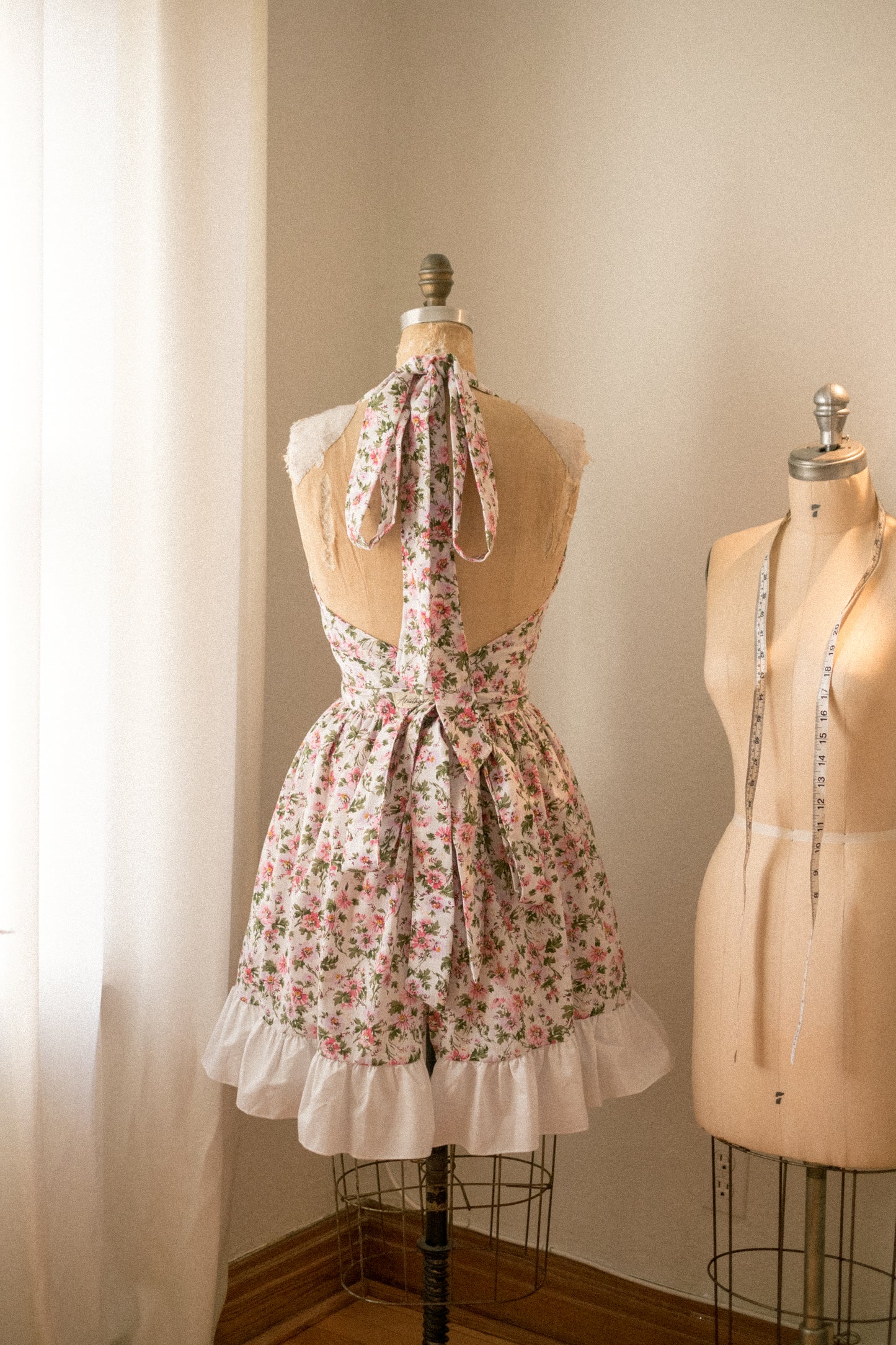 Handmade vintage floral apron - old rose