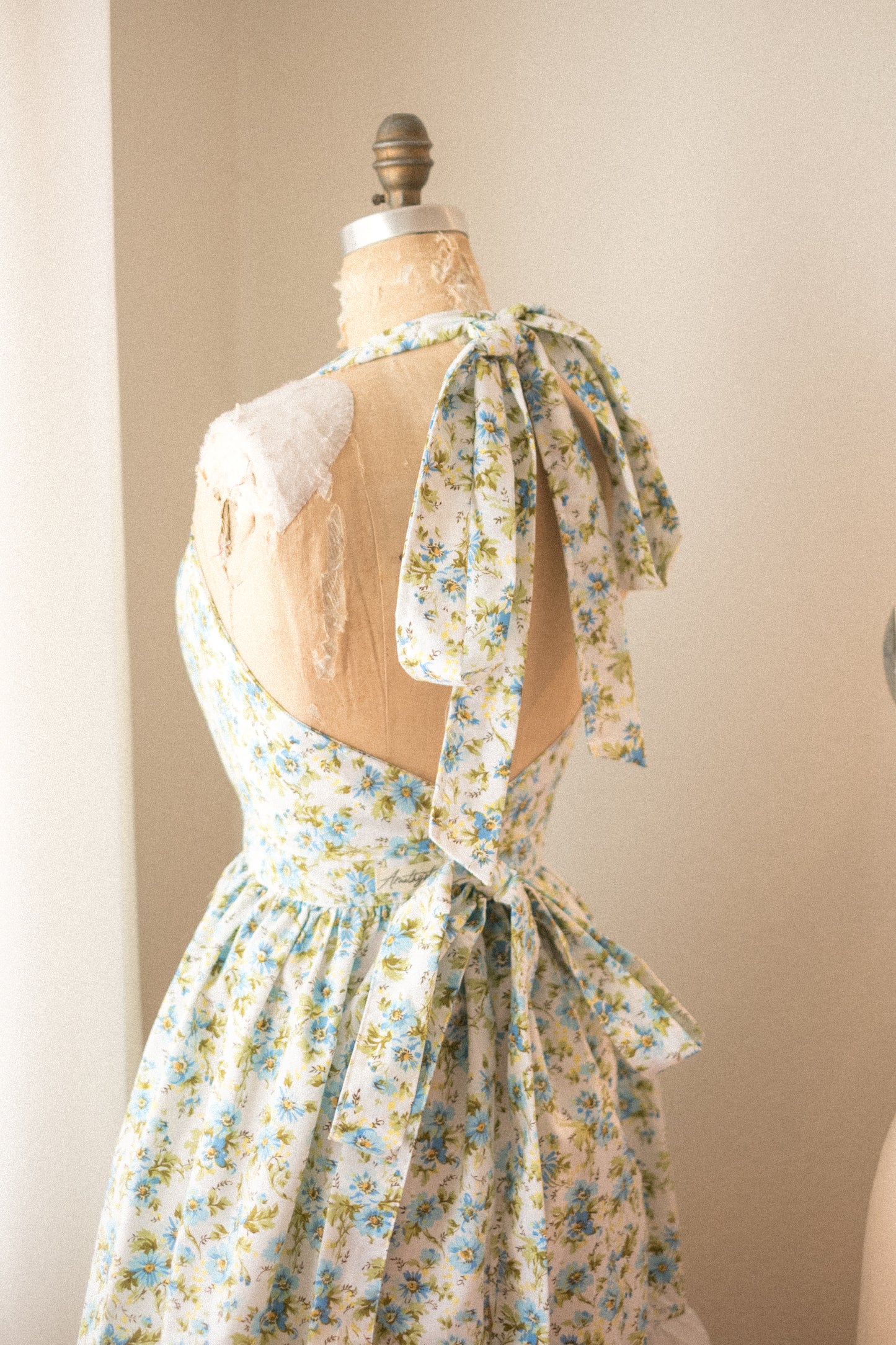 Handmade vintage floral apron set - old blue